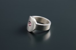  Turmalinquarz in Rosa gefasst in Ring aus 925er Silber